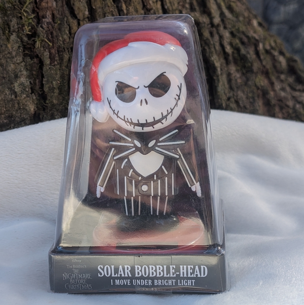 Jack Skellington with Santa Hat Solar Bobble-Head